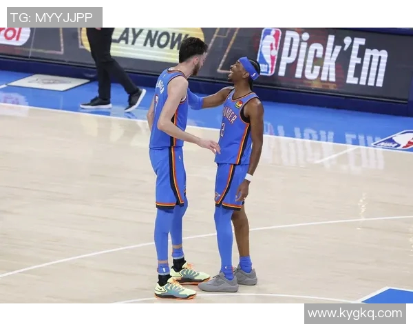 2011年NBA季后赛雷霆与灰熊第六场激战回顾与精彩瞬间分析 2011年NBA季后赛雷霆与灰熊第六场激战回顾与精彩瞬间分析