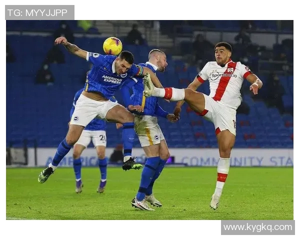 南安普顿与西布朗维奇激战正酣精彩直播全程回顾与分析