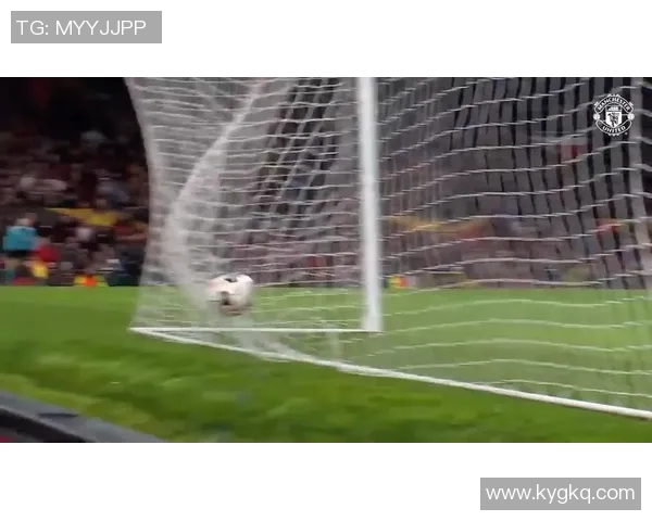 曼联迎战贝尔格莱德游击全力争胜展现强大实力 曼联迎战贝尔格莱德游击全力争胜展现强大实力