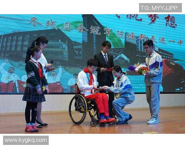 滑板与人生的交响曲：杨磊的深度对话与成长之路